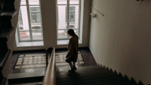 Unfallversicherung im Homeoffice: Arbeitsunfall und Wegeunfall