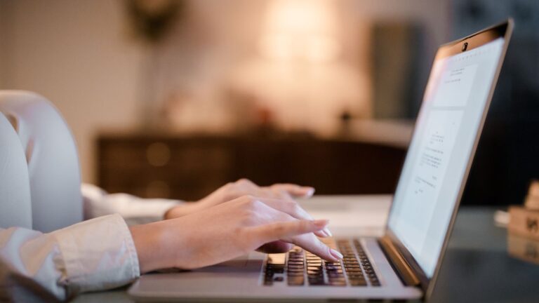 Datenschutz im Homeoffice: Pflichten für Arbeitgeber und Arbeitnehmer